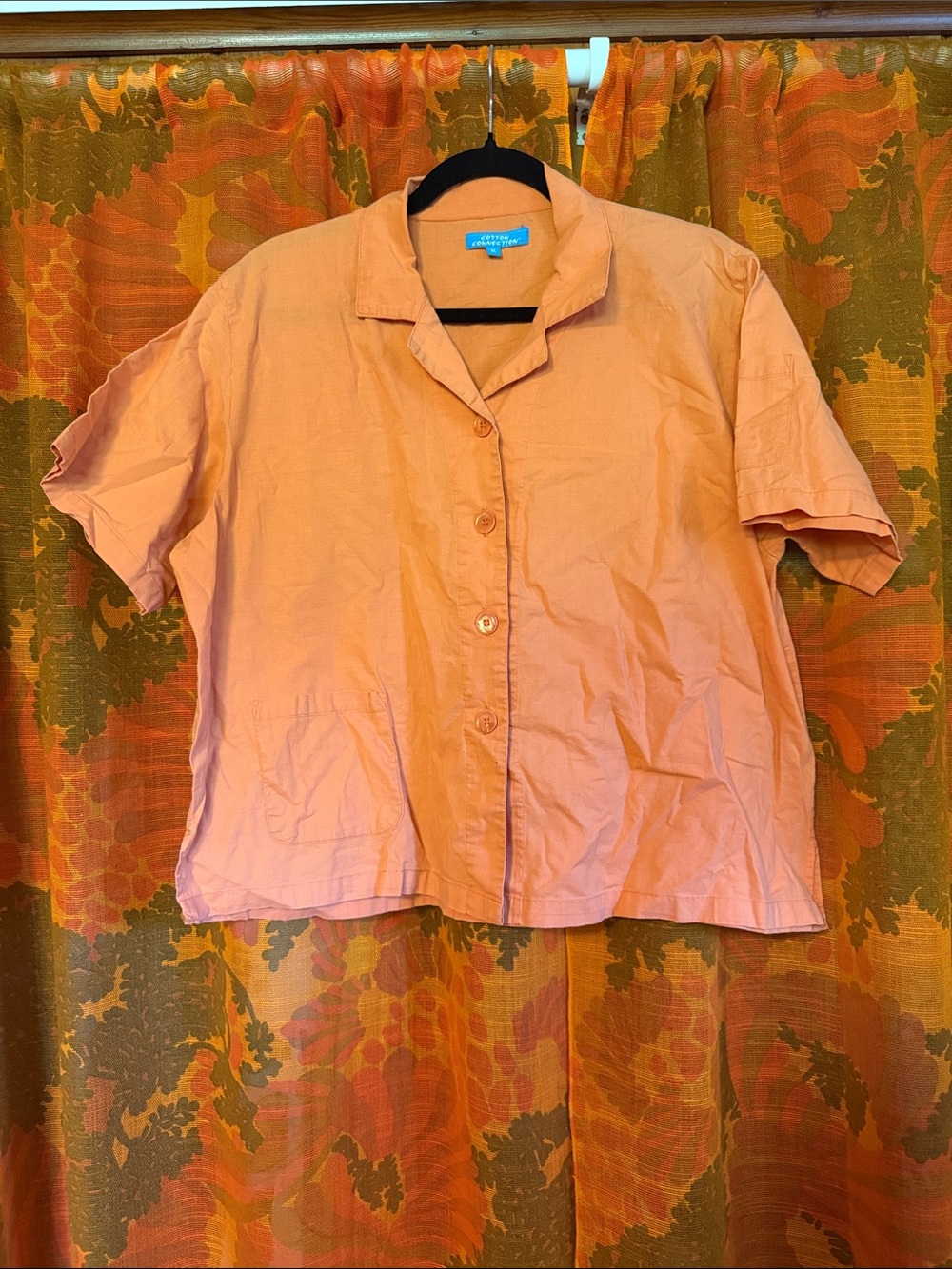 Vintage Peach Short Sleeve Button-Down Shirt